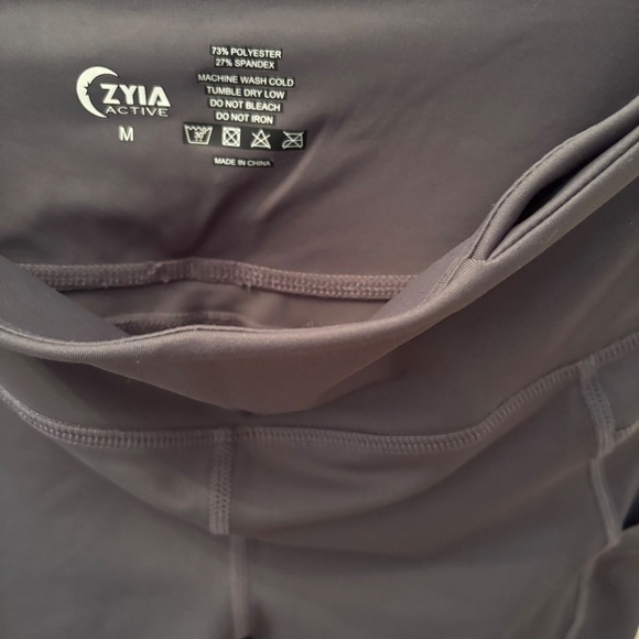 Zyia leggings - 2 pairs for 1 low price - Picture 14 of 14